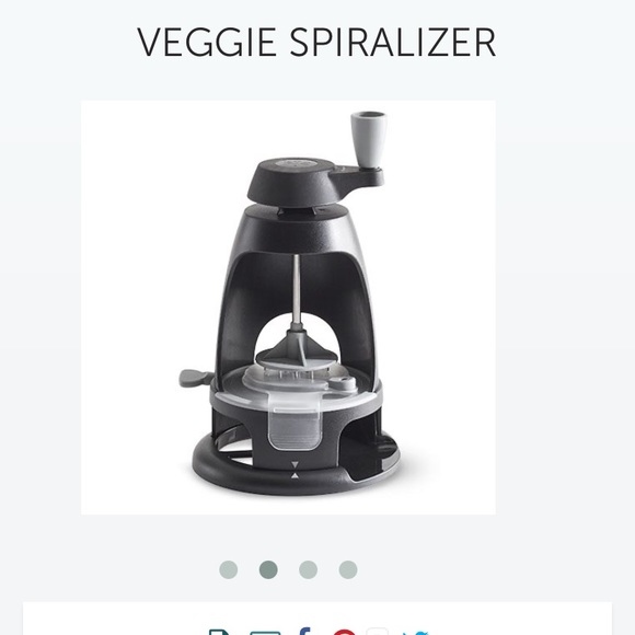 Brand new Pampered Chef veggie spiralizer - Picture 2 of 5